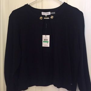 Black cropped cardigan with two gold button
